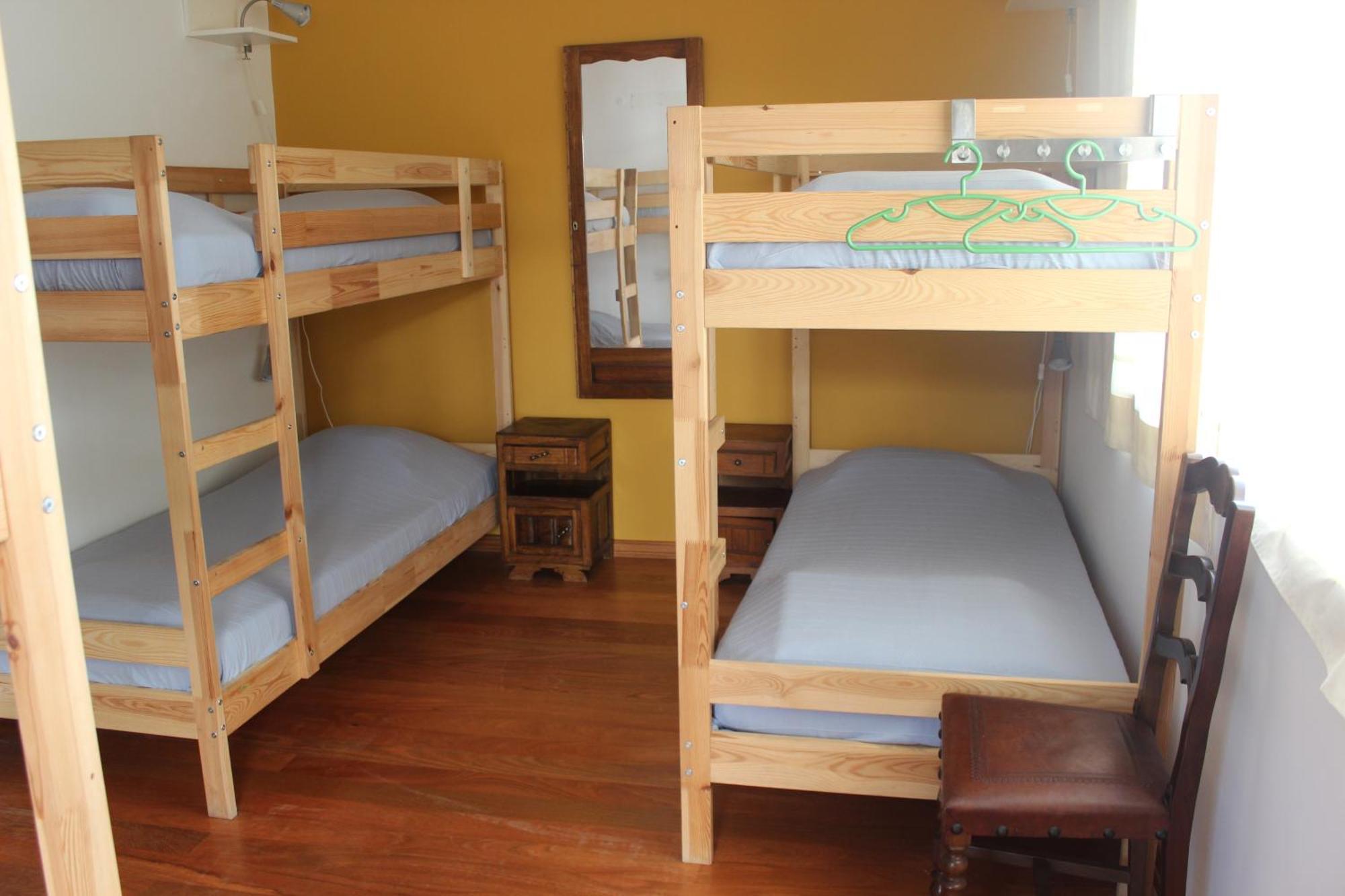 Ericeira Chill Hill Hostel & Private Rooms Habitación foto